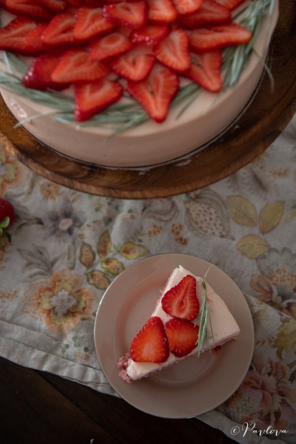 Tres Leches de Fresa, foto 3 — Pastelería Pavlova, Puerto Vallarta
